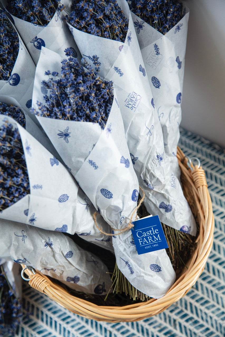 DRIED LAVENDER BUNCHES AS A GIFT