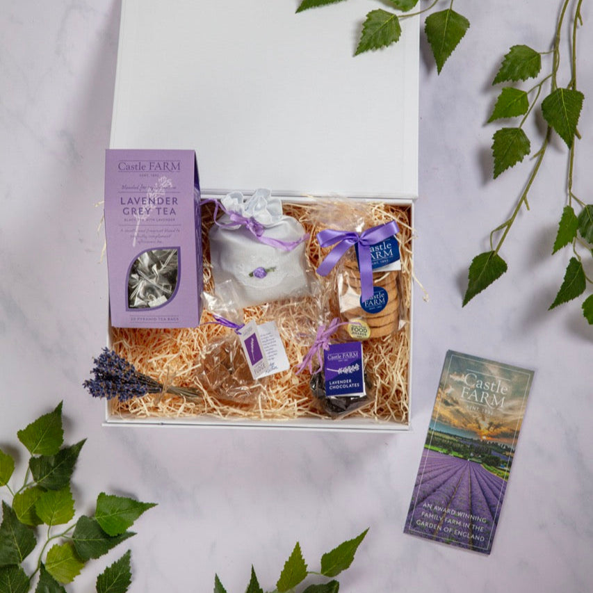 CASTLE FARM LAVENDER FOOD HAMPER