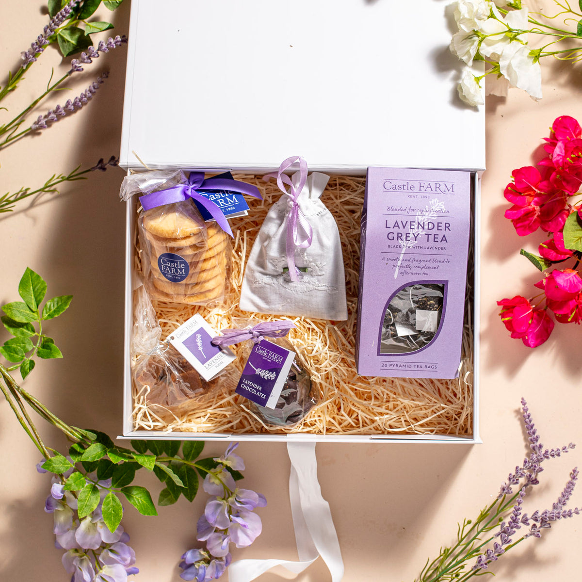 CASTLE FARM LAVENDER FOOD HAMPER